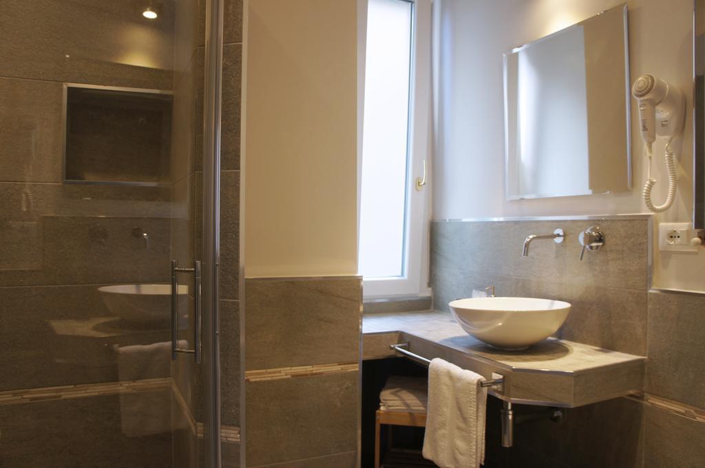 Roman Suite Guest House Εξωτερικό φωτογραφία